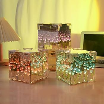 Tulip Cube Mirror Lamp